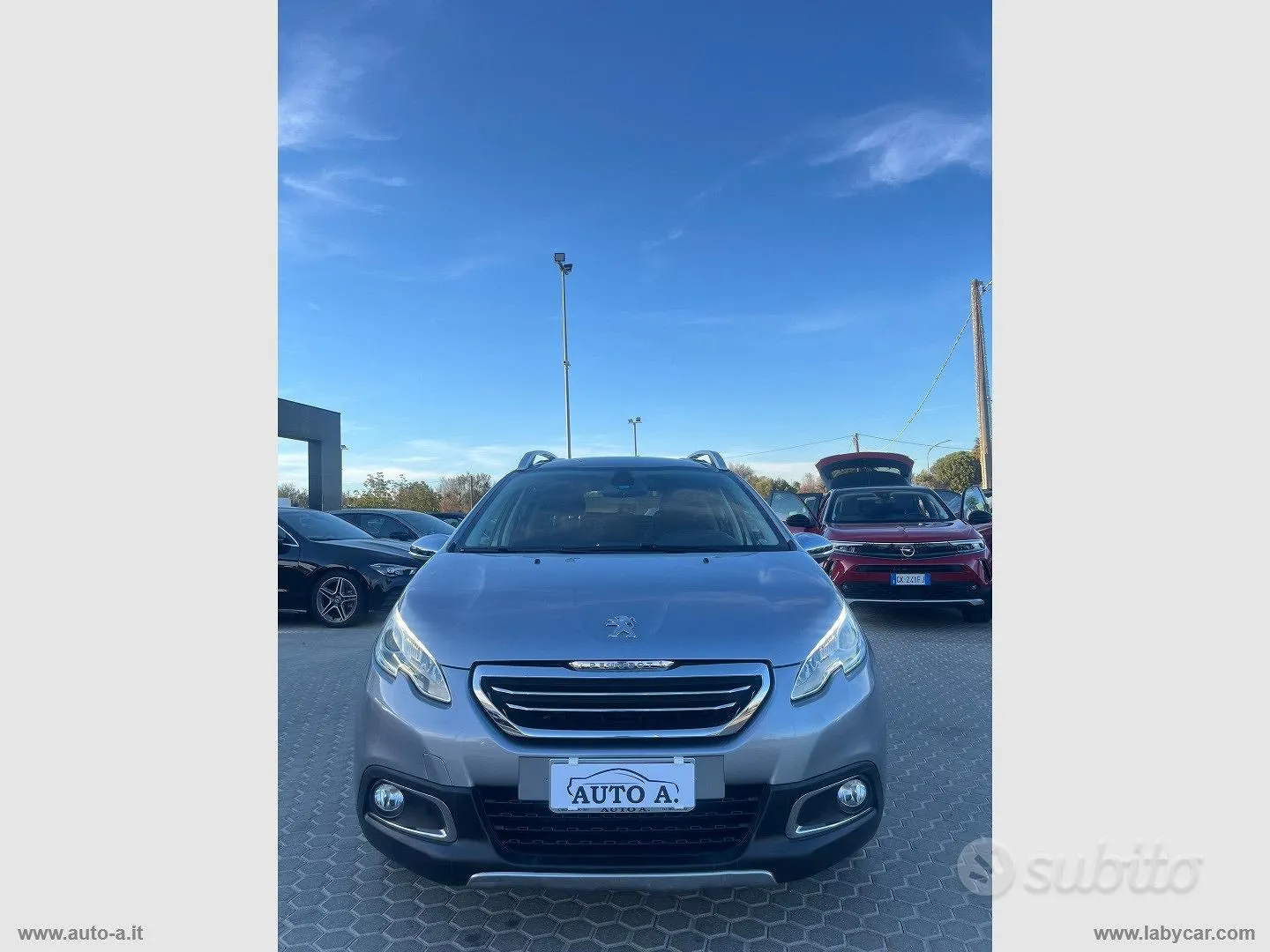 Peugeot 2008 2015 photo 2