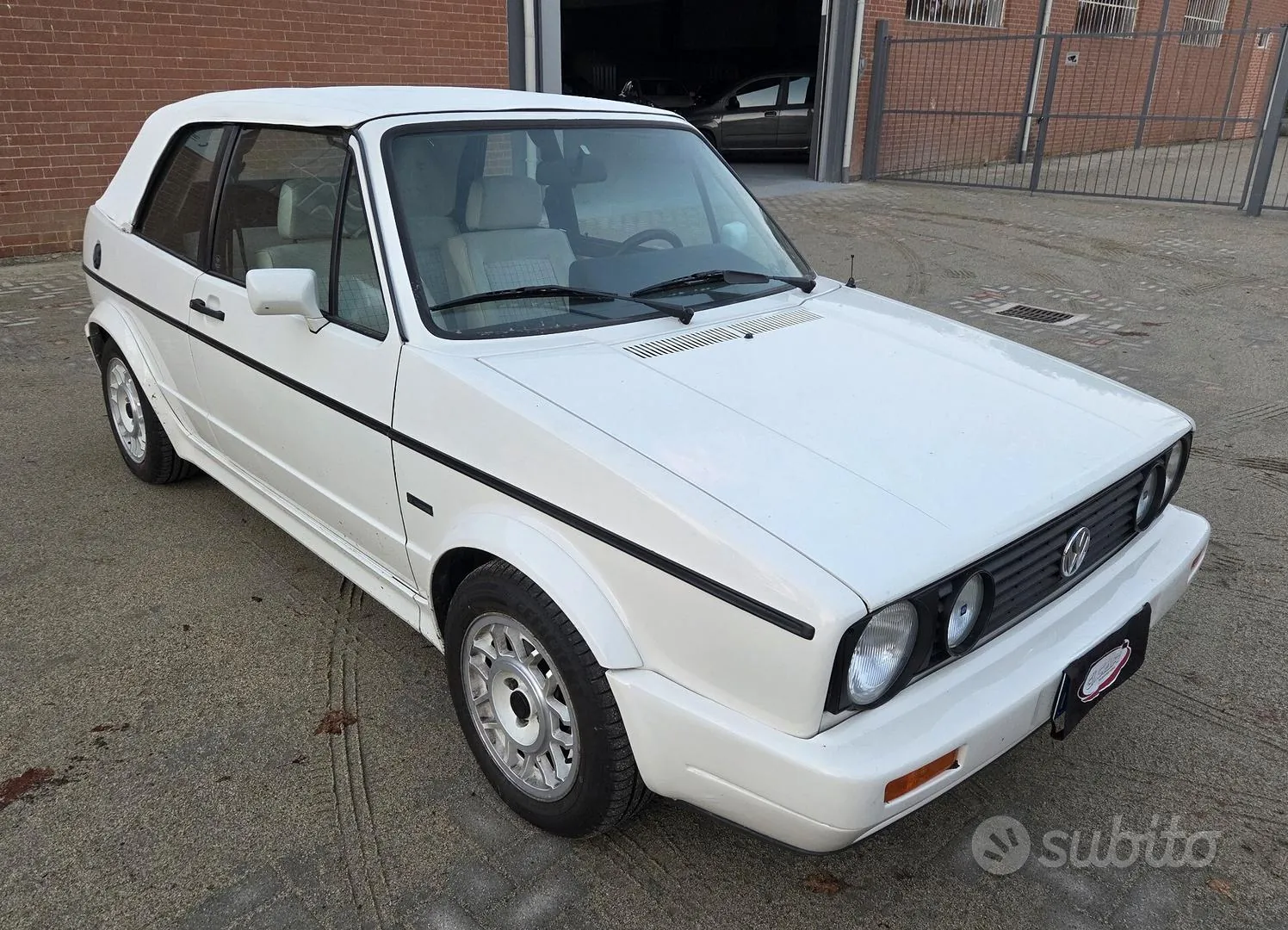 Volkswagen Golf Cabriolet 1989 photo 2