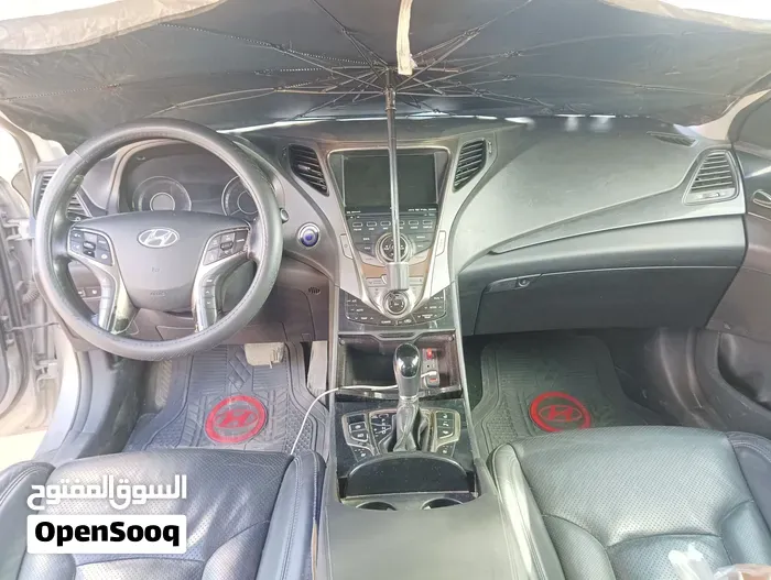 Hyundai Azera 2011 photo 3