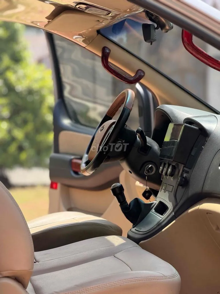 Hyundai Starex 2015 photo 4