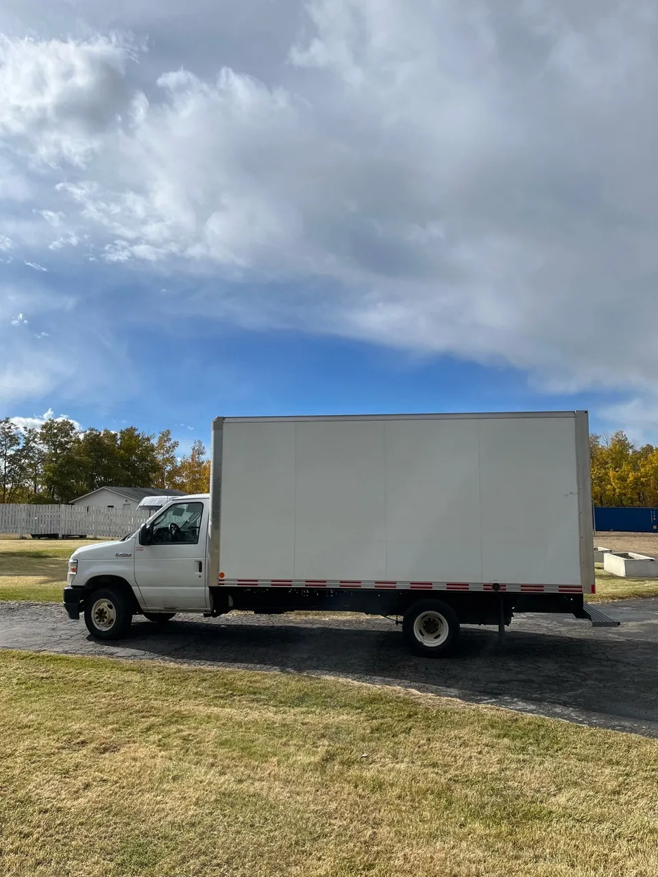 Ford E-450 2024 photo 5
