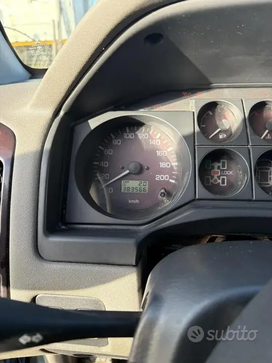 Mitsubishi Pajero 2002 photo 3