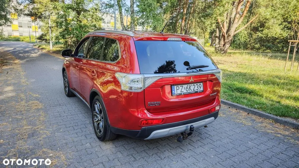 Mitsubishi Outlander 2014 photo 4