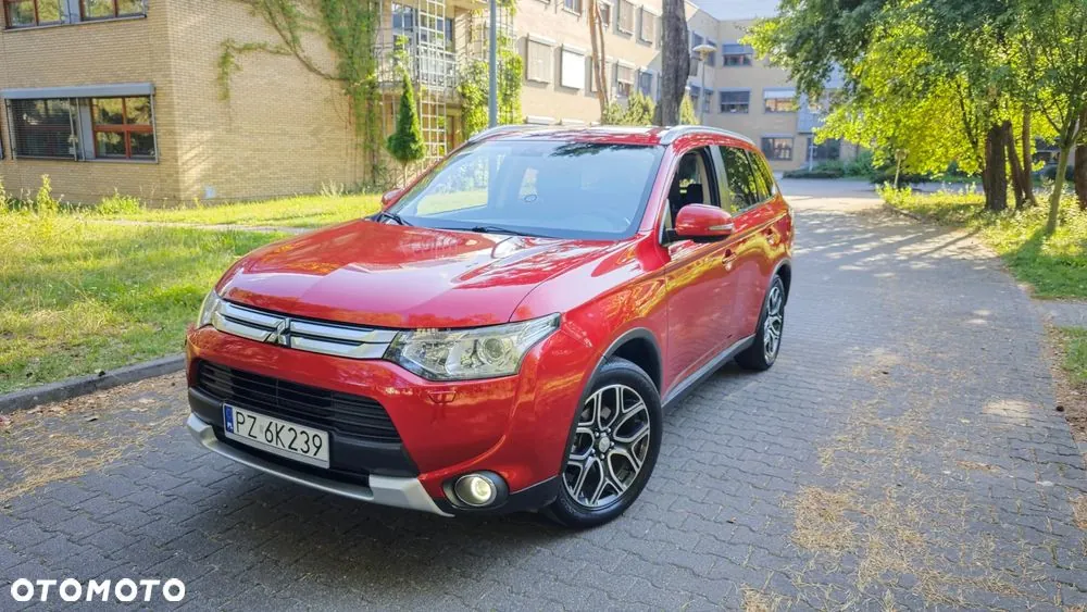 Mitsubishi Outlander 2014 photo 2