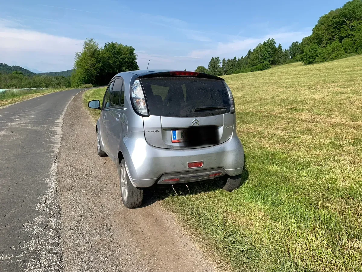 Citroen C-Zero 2012 photo 2