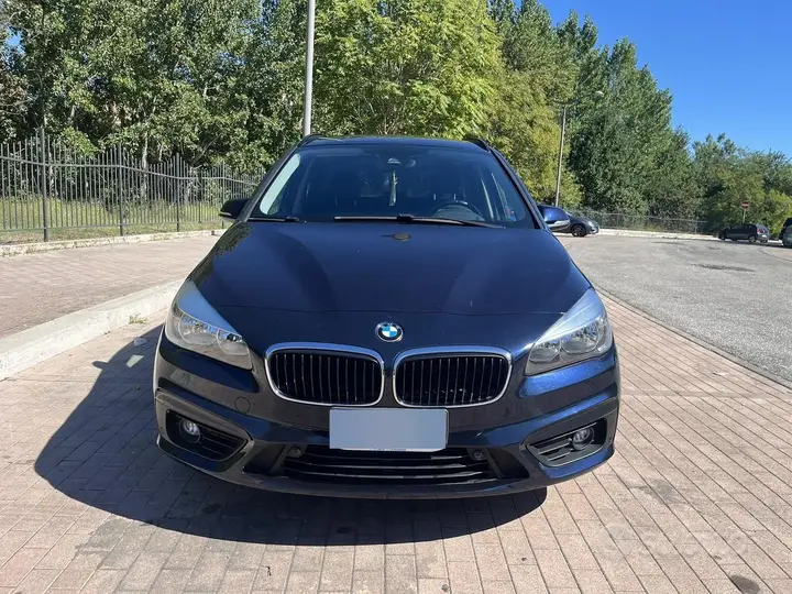 BMW 7 Series 2017 photo 2
