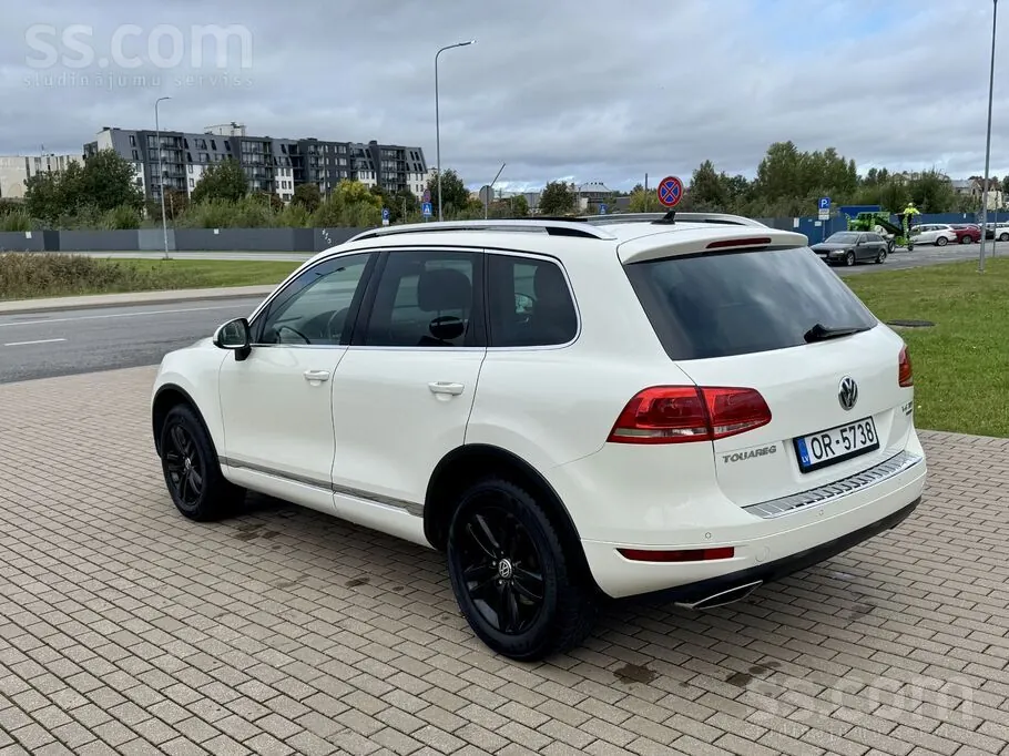 Volkswagen Touareg 2010 photo 4
