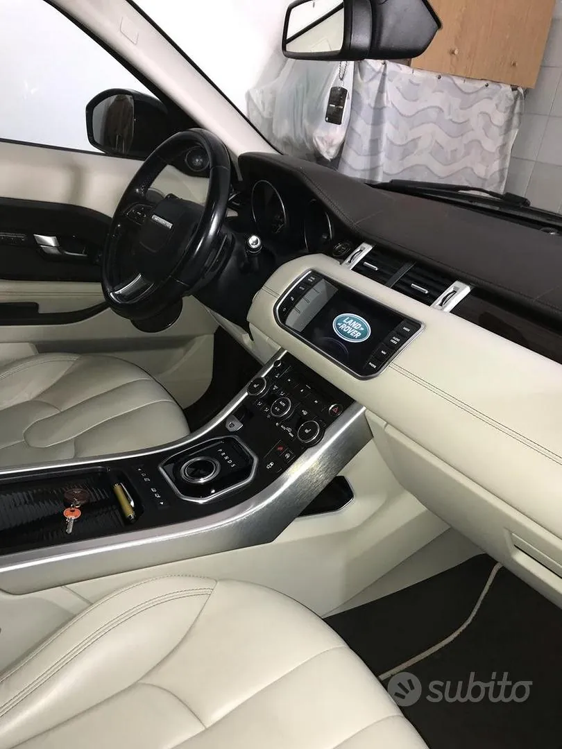 Land Rover Range Rover Evoque 2014 photo 5