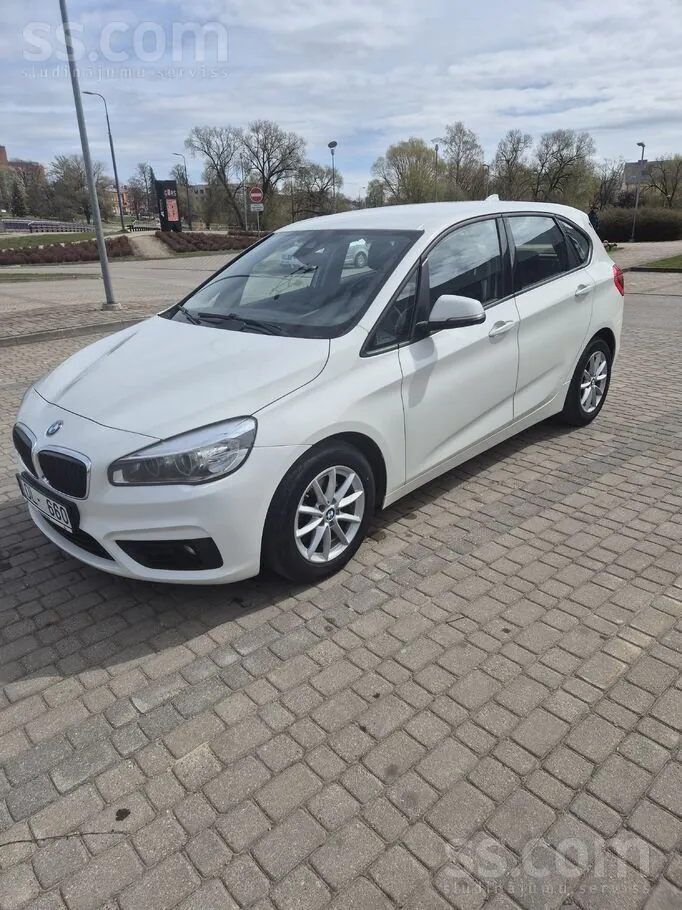 BMW 218 2015 photo 2