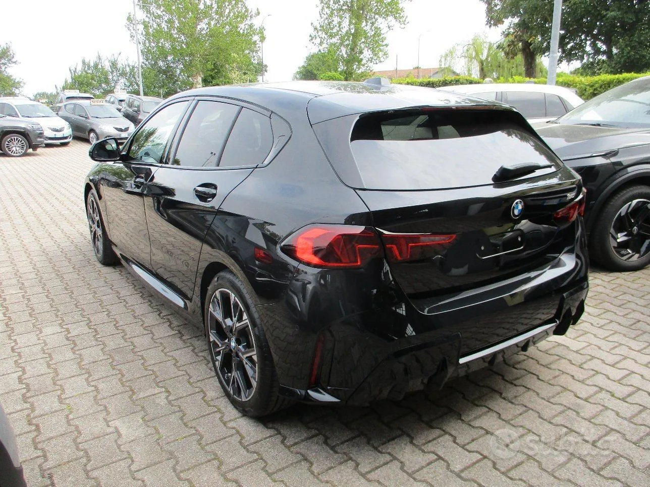 BMW 120 2025 photo 4