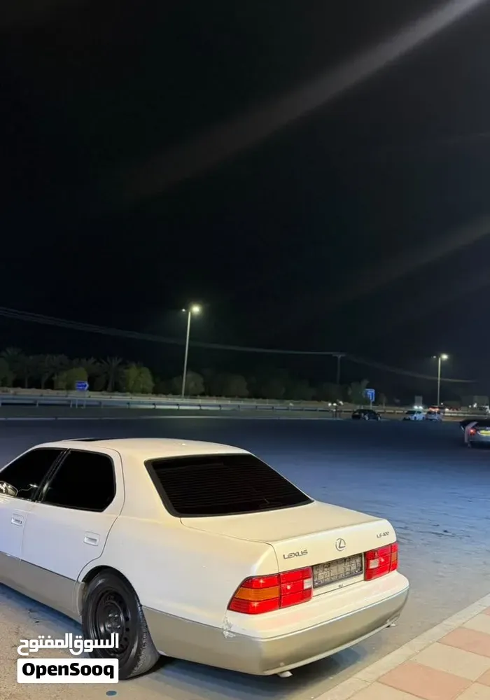 Lexus Ls 400 1999 photo 2