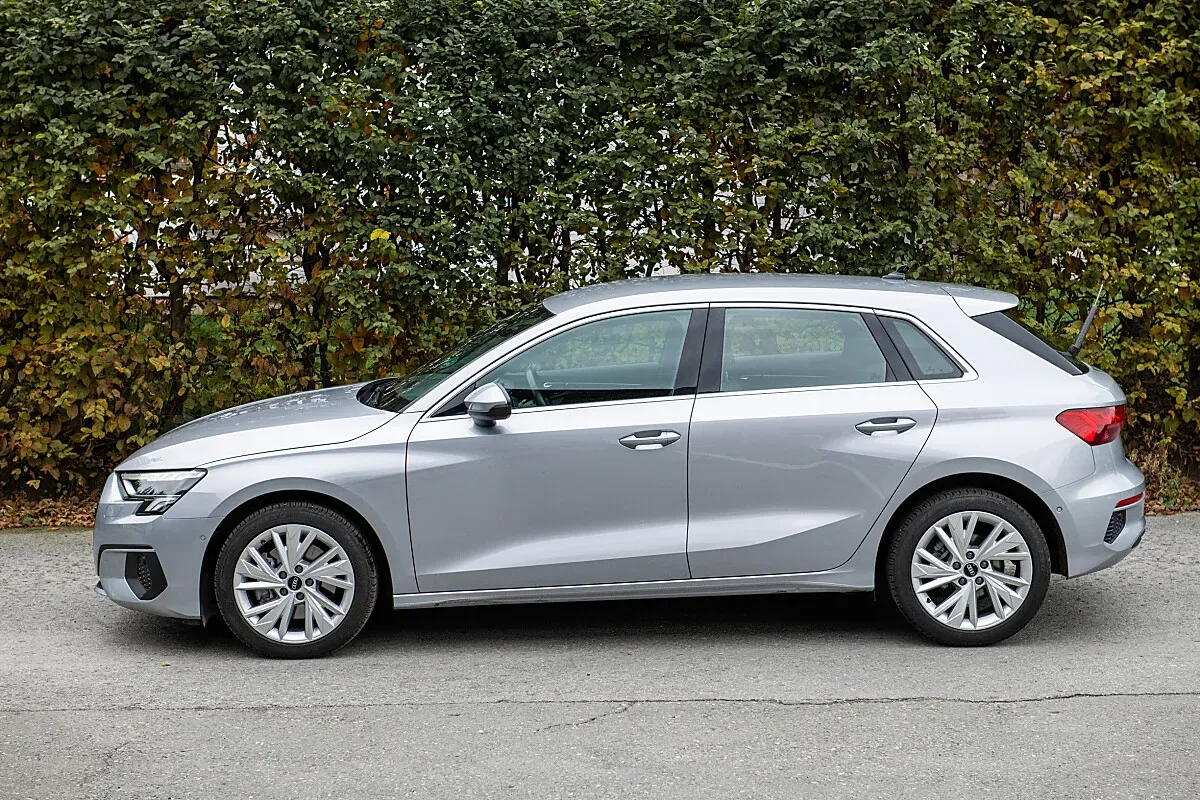 Audi A3 2021 photo 2