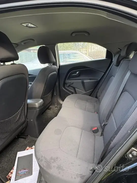 Kia Rio 2013 photo 4