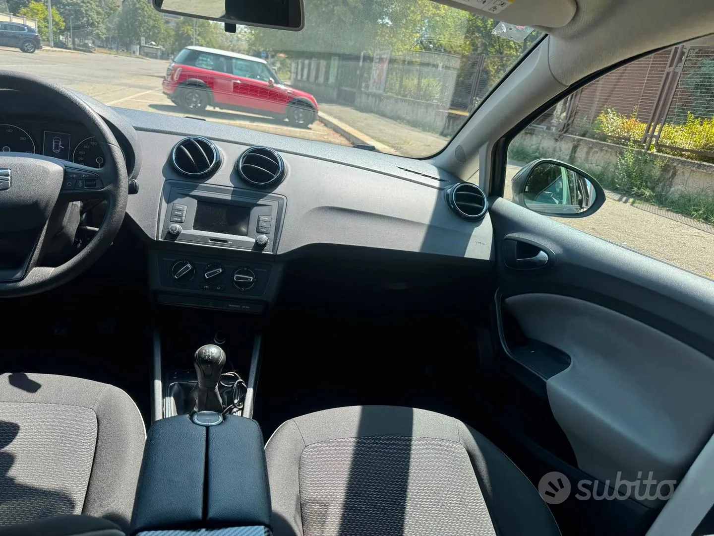 Seat Ibiza 2017 photo 5