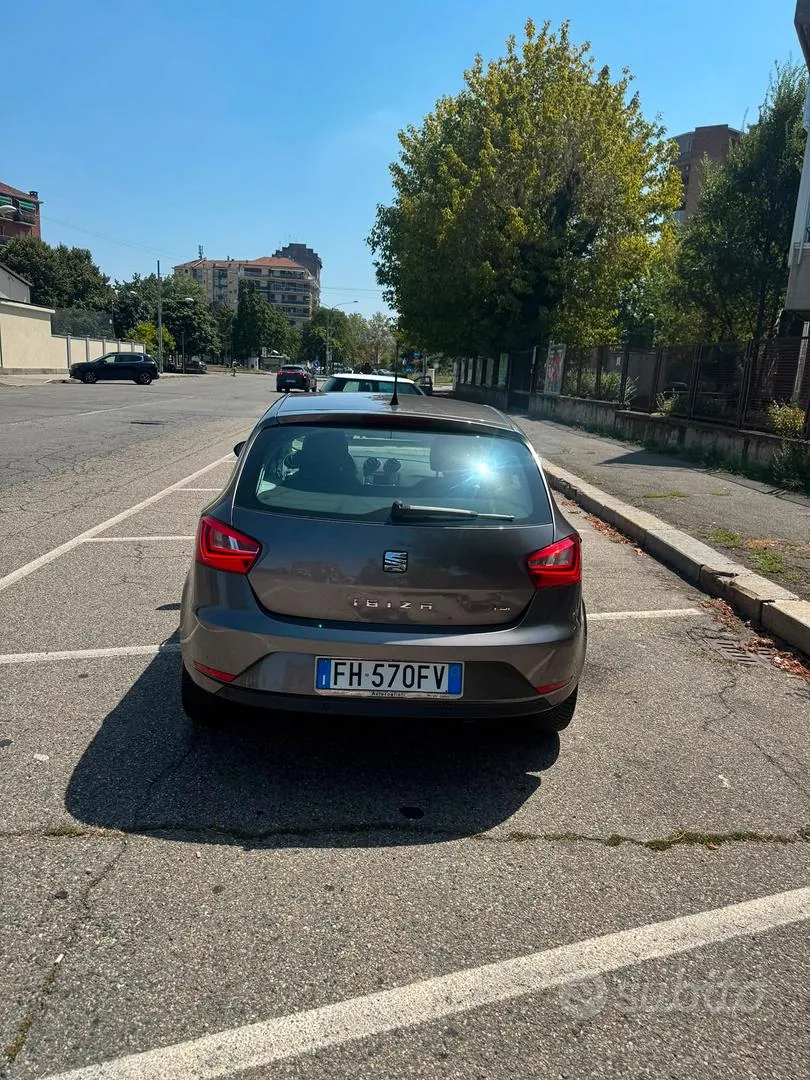 Seat Ibiza 2017 photo 2