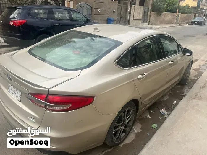 Ford Fusion 2019 photo 2
