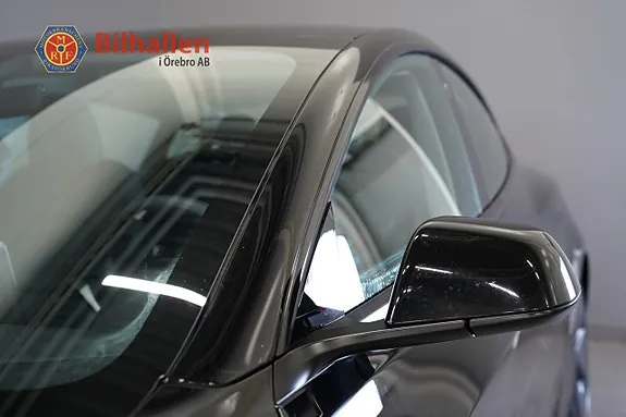 Tesla Model 3 2023 photo 4