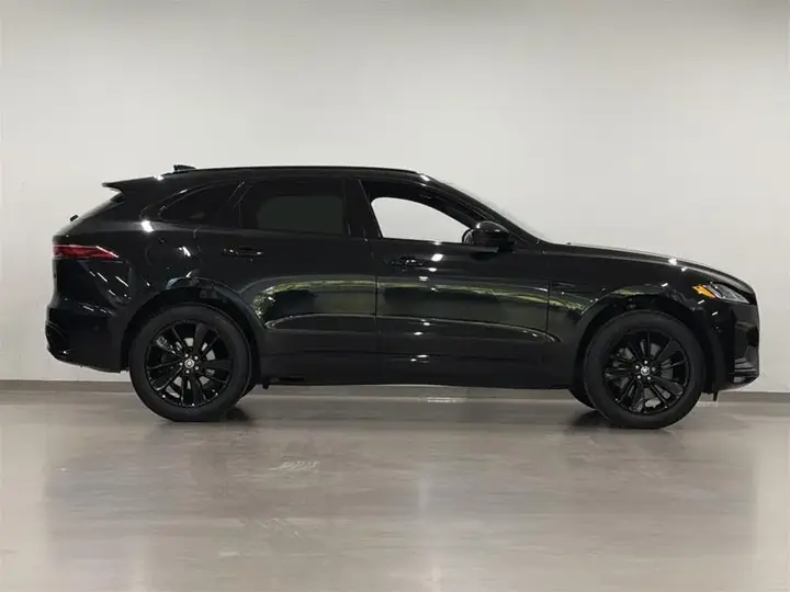 Jaguar F-Pace 2026 photo 3