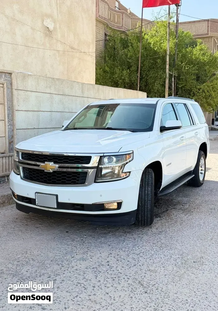 Chevrolet Tahoe 2015 photo 2