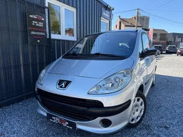 Peugeot 1007
