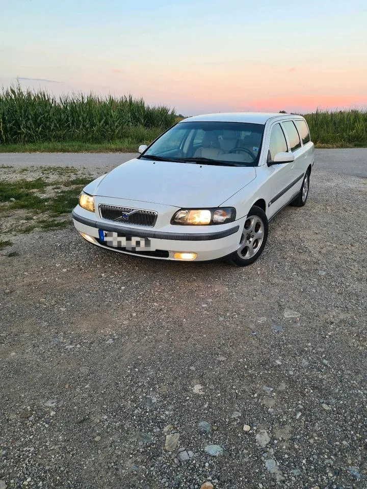 Volvo V70