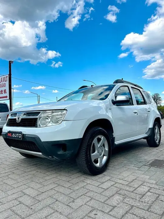 Dacia Duster 2011 photo 4