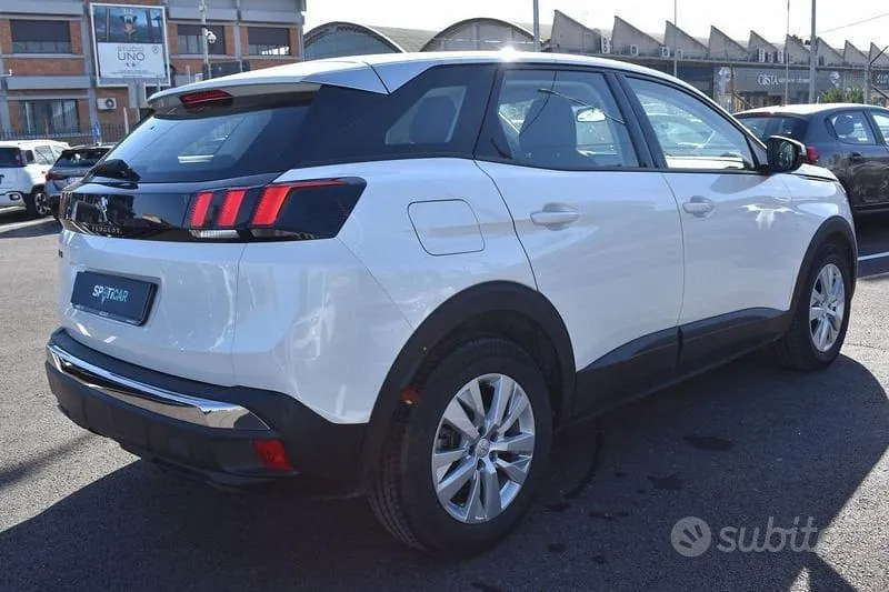 Peugeot 3008 2019 photo 4