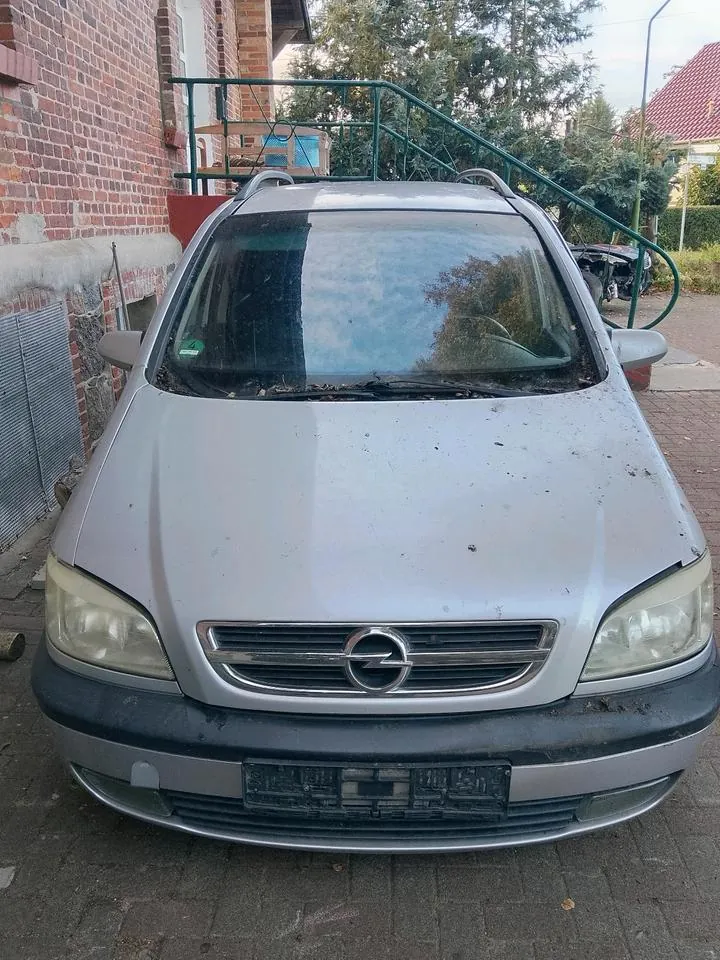 Opel Zafira A