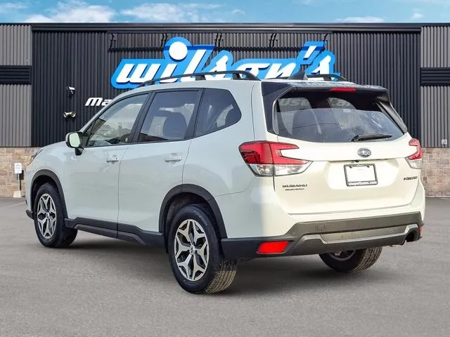 Subaru Forester 2024 photo 3