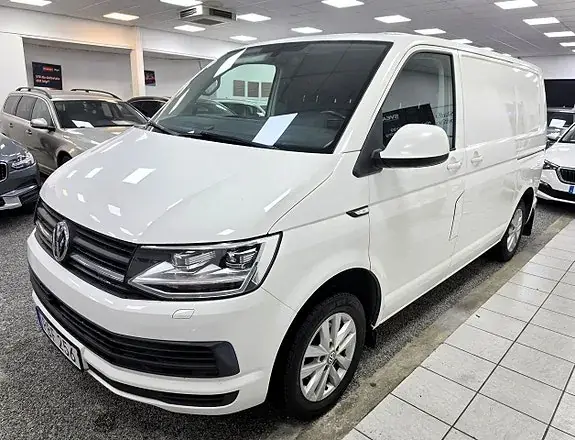 Volkswagen Transporter 2018 photo 2