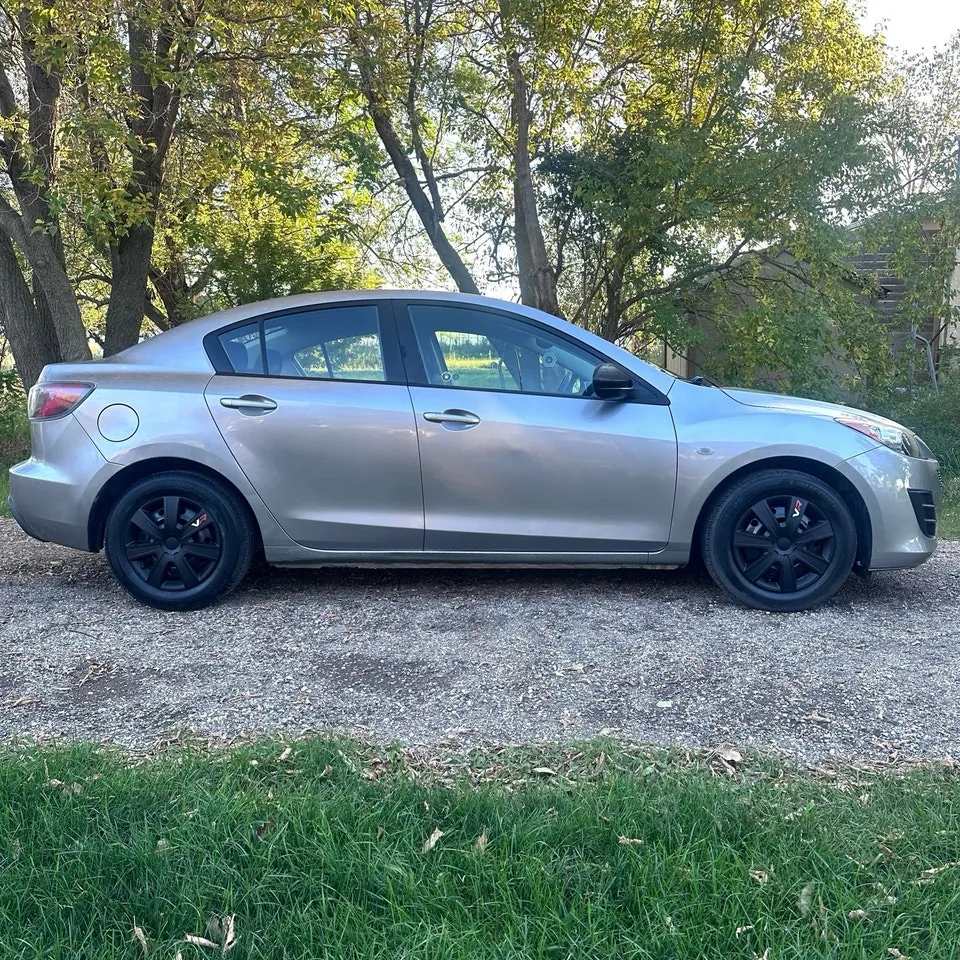 Mazda 3 2010 photo 4