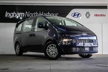 Hyundai Staria 2026 photo 2