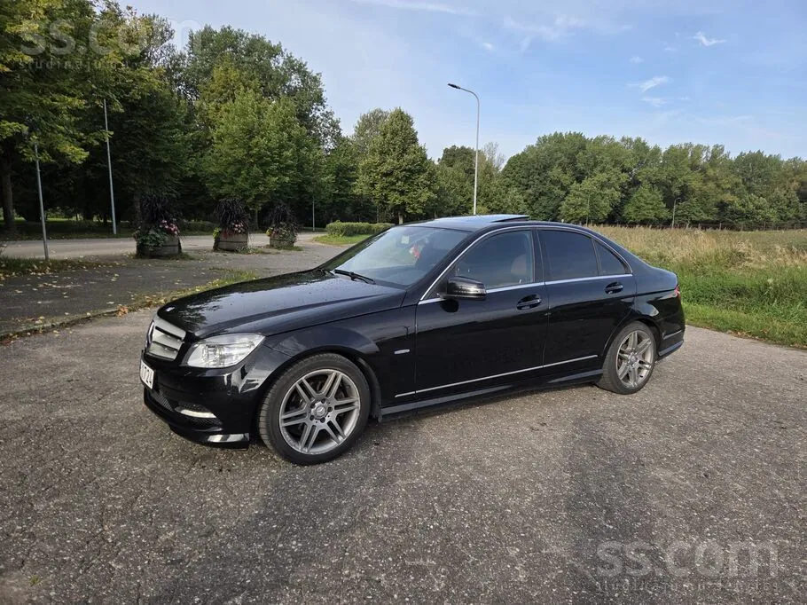Mercedes-Benz C250 2010 photo 3