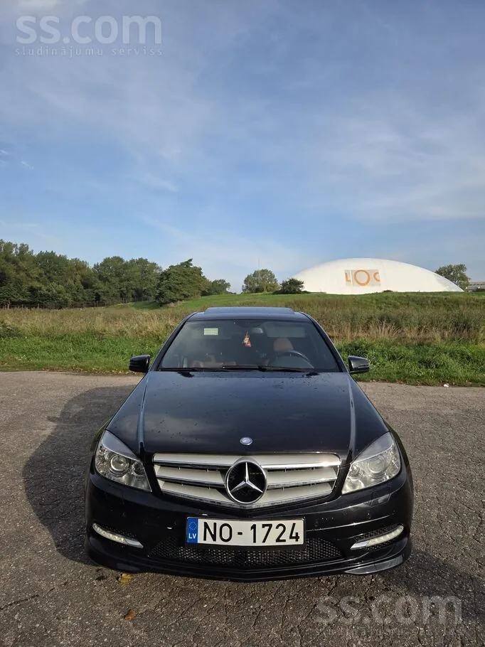Mercedes-Benz C250