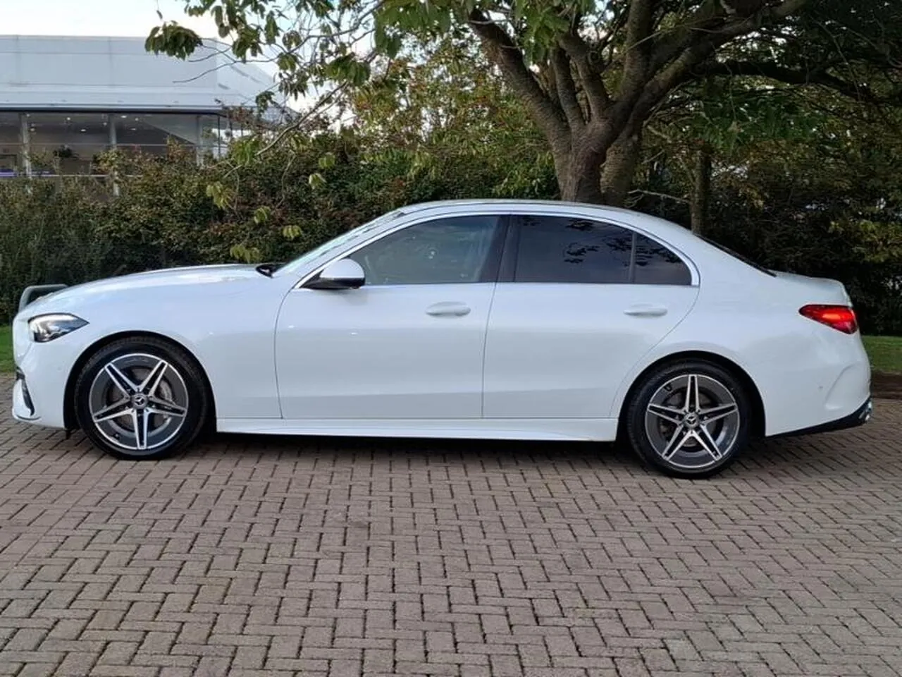 Mercedes-Benz C-Class 2024 photo 4