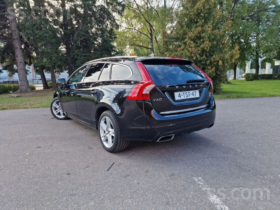 Volvo V60 2014 photo 5