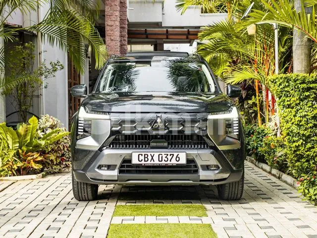 Mitsubishi Destinator