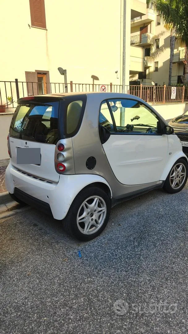 Smart Fortwo 2001 photo 3