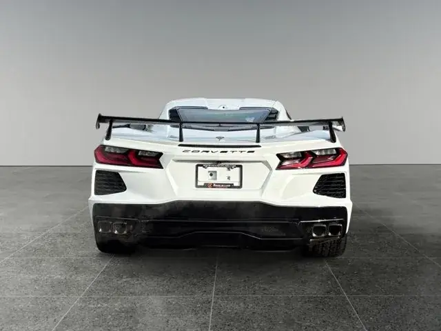 Chevrolet Corvette Stingray 2025 photo 5
