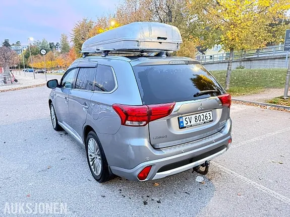 Mitsubishi Outlander 2017 photo 4