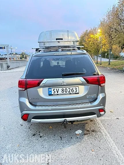 Mitsubishi Outlander 2017 photo 5