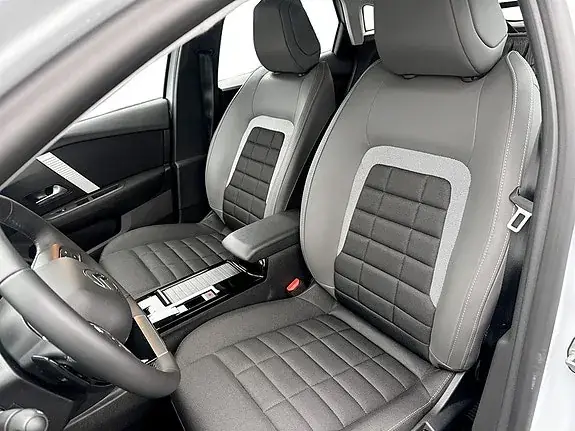 Citroen C4 2025 photo 5