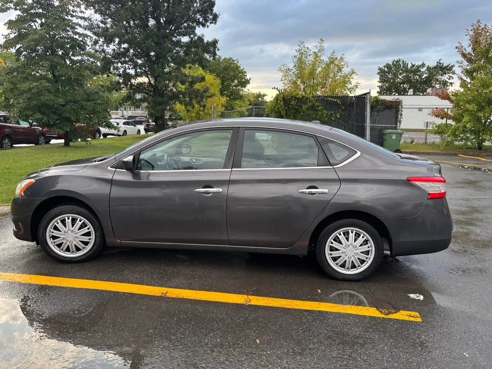 Nissan Sentra 2014 photo 2