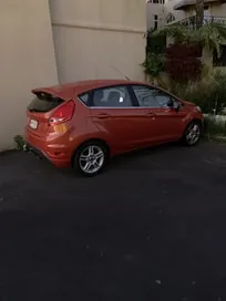 Ford Fiesta 2012 photo 2