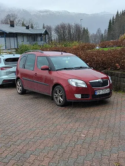 Skoda Roomster 2007 photo 2