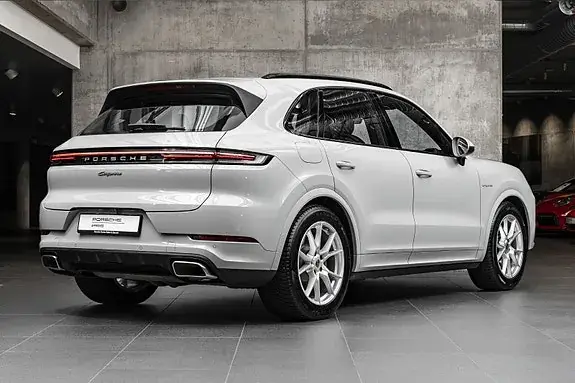 Porsche Cayenne 2024 photo 3