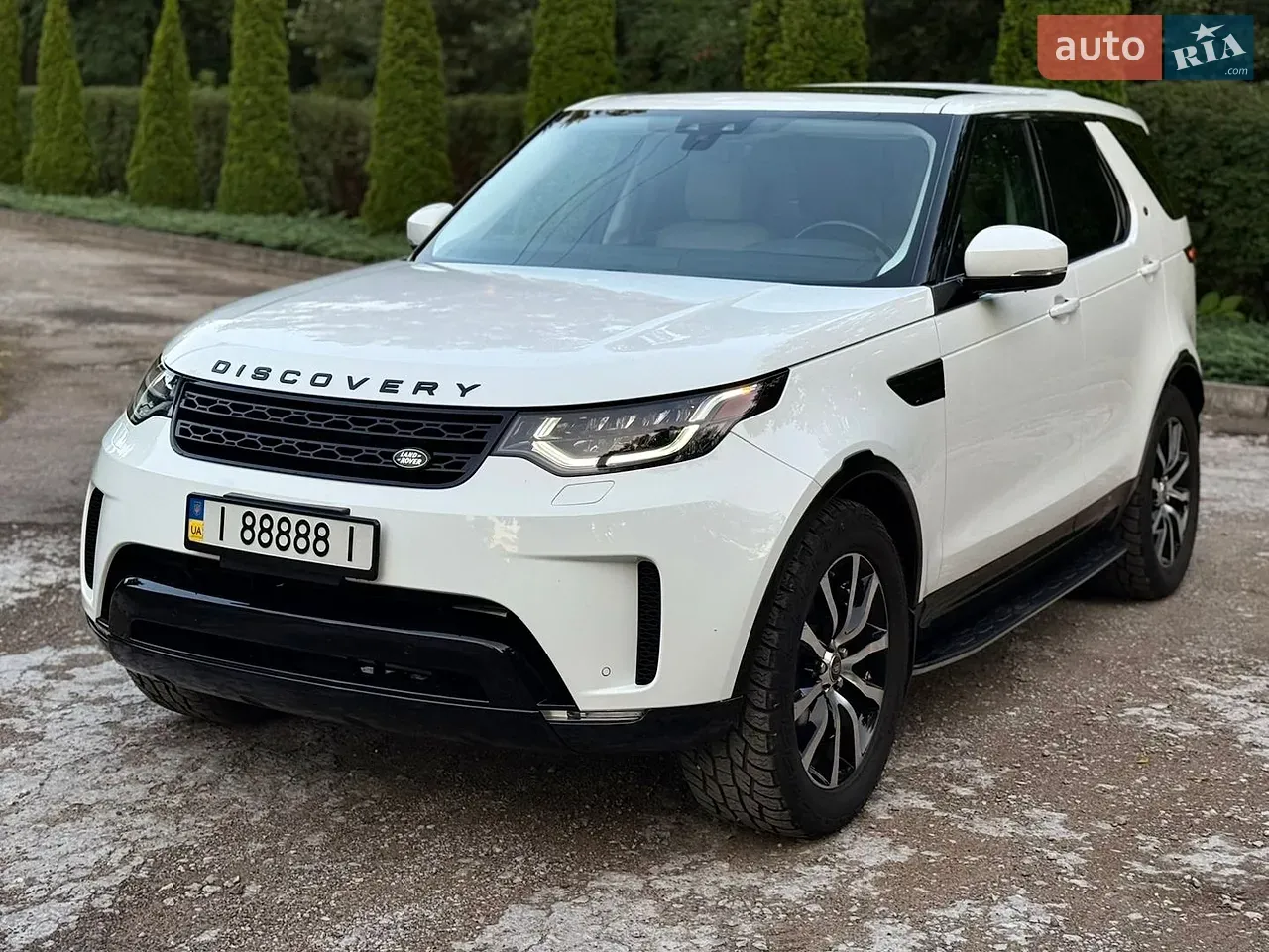 Land Rover Discovery 2017 photo 5