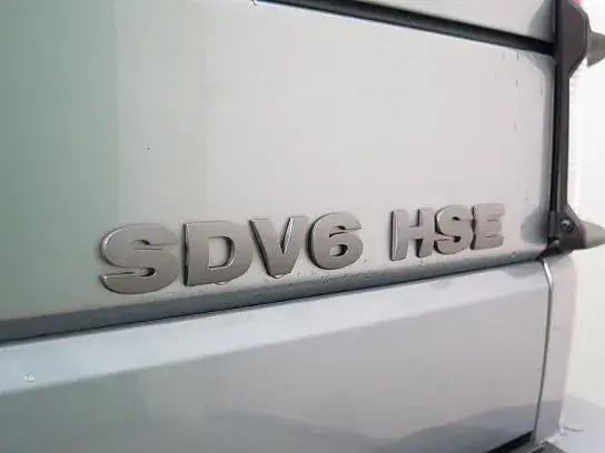 Land Rover Discovery 4 2012 photo 4