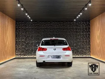 BMW 1 Series 2018 photo 3