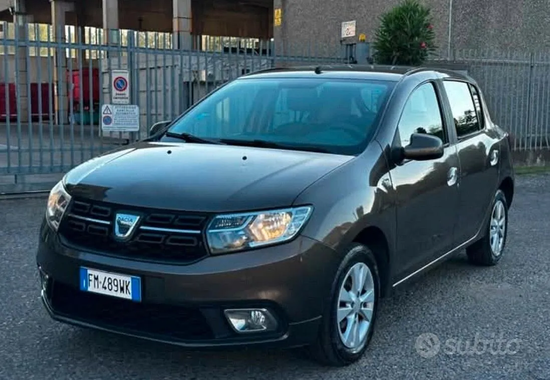 Dacia Sandero 2018 photo 2